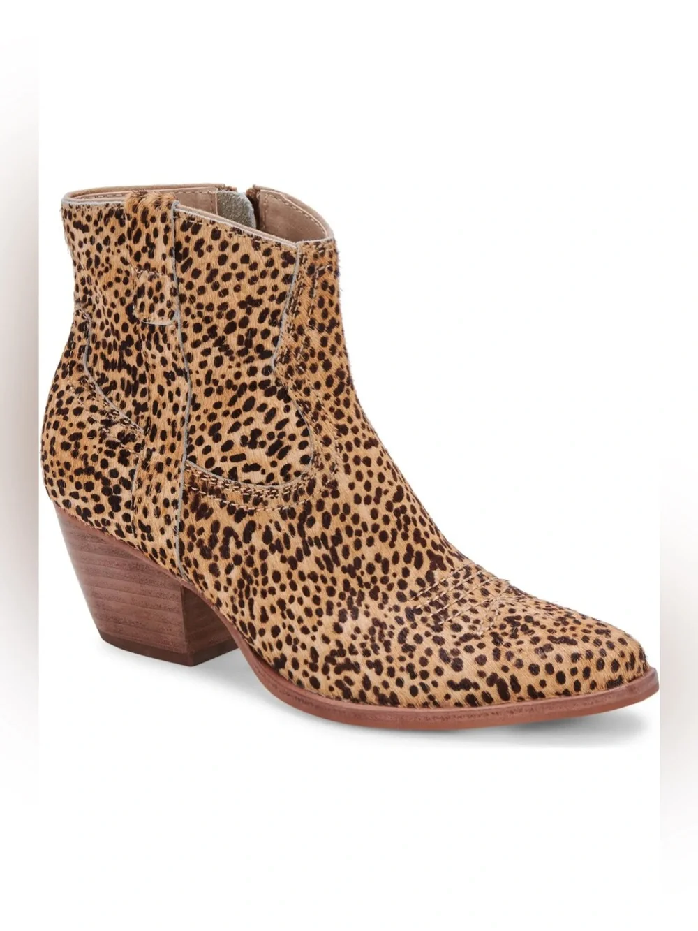 NWOT! Dolce Vita Silma Leopard ankle booties size 6.5
